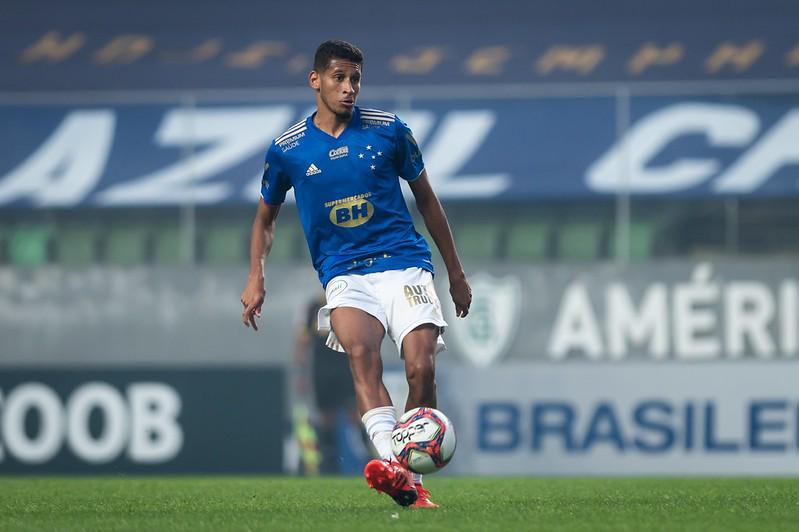 完美世界竞技平台官方版-巴媒：武汉三镇与阿德里亚诺签约2年，转会费100万欧